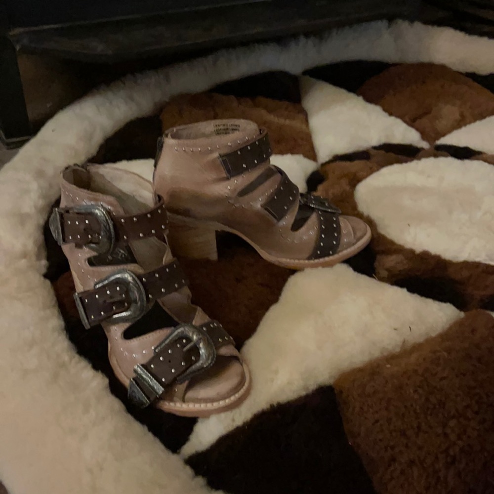 Freebird Leather sandals